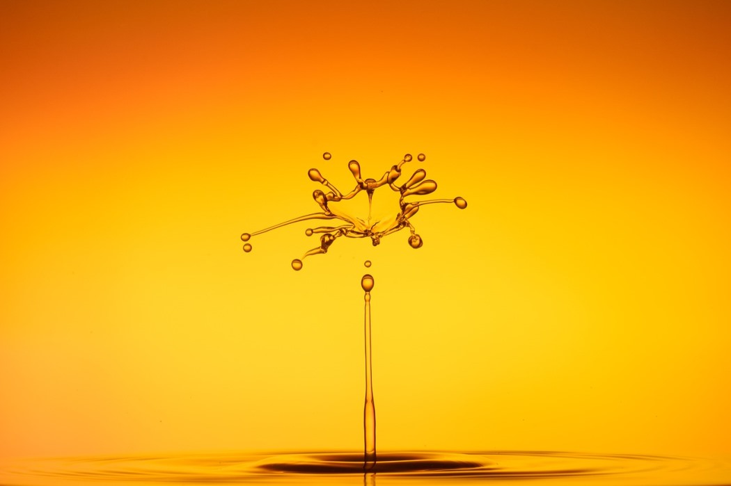 A folyadék energiaveszteség nélkül tud áramlani (illusztráció. forrás: pixabay)